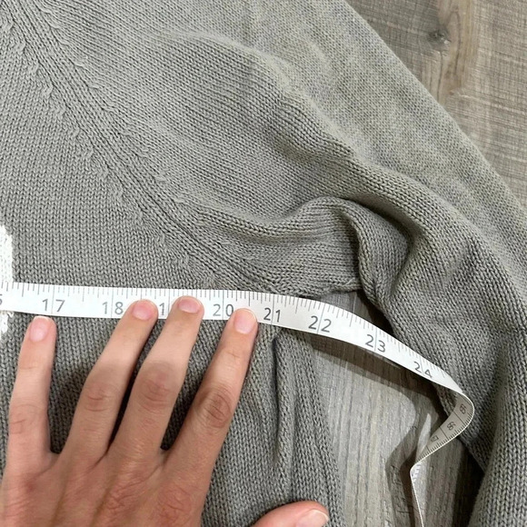 Pink lily sweater and shirt bundle - Picture 6 of 11